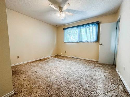 5011 72 Street, Stettler, AB - Indoor Photo Showing Other Room