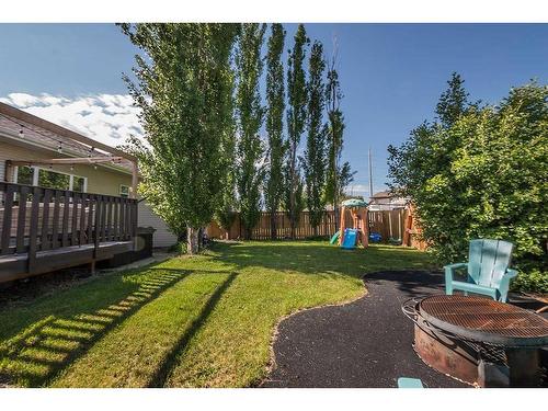 195 Lindsay Avenue, Red Deer, AB - Outdoor With Deck Patio Veranda With Backyard