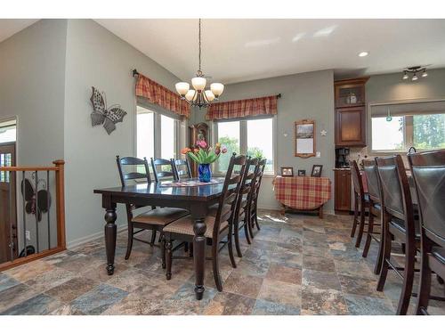 40511 Range Road 273, Rural Lacombe County, AB - Indoor Photo Showing Dining Room