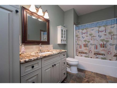 40511 Range Road 273, Rural Lacombe County, AB - Indoor Photo Showing Bathroom