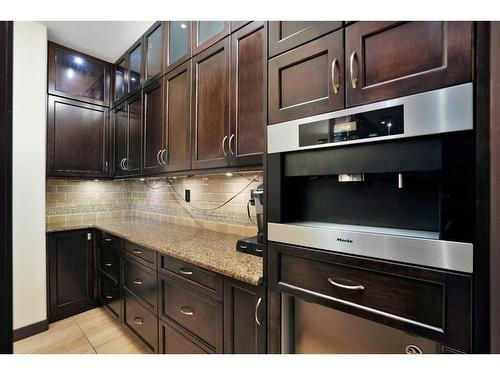 118 Birchcliff Lane, Birchcliff, AB - Indoor Photo Showing Kitchen