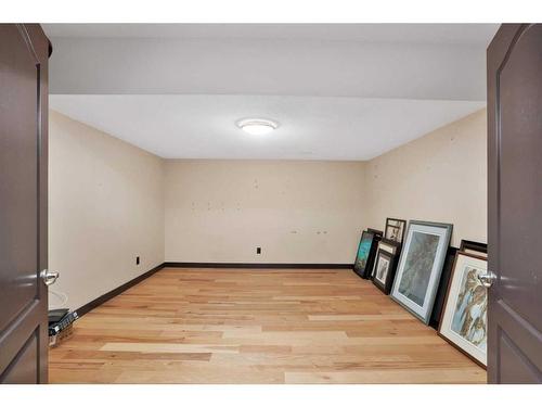 118 Birchcliff Lane, Birchcliff, AB - Indoor Photo Showing Other Room