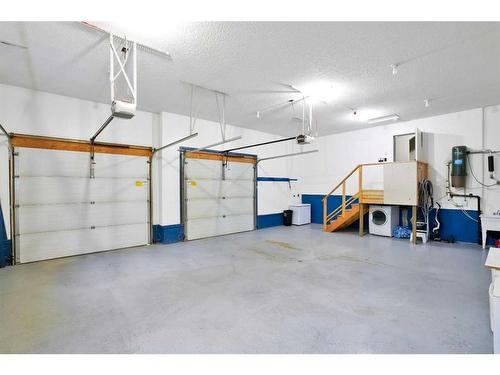 118 Birchcliff, Birchcliff, AB - Indoor Photo Showing Garage