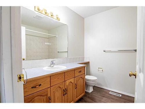 274030 Highway 53, Rural Ponoka County, AB - Indoor Photo Showing Bathroom