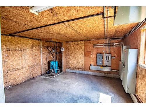 274030 Highway 53, Rural Ponoka County, AB - Indoor