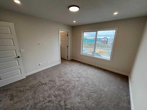 32 Lewiston View Ne, Calgary, AB - Indoor Photo Showing Other Room