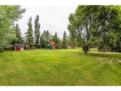 12 Cyrene Crescent, Gull Lake, AB - Outdoor