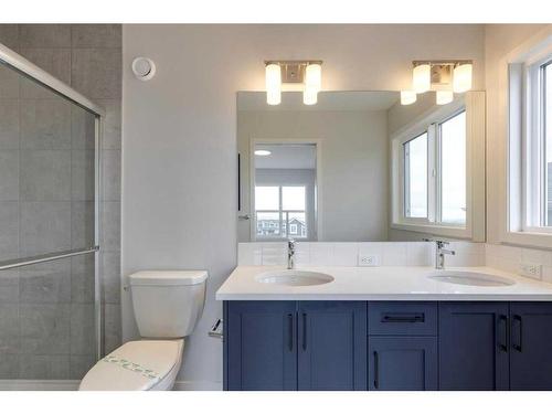 26 Edith Green Nw, Calgary, AB - Indoor Photo Showing Bathroom