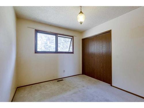 37578 Range Road 233, Rural Red Deer County, AB - Indoor Photo Showing Other Room