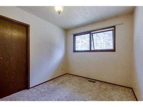 37578 Range Road 233, Rural Red Deer County, AB - Indoor Photo Showing Other Room