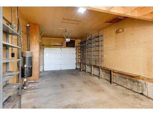 37578 Range Road 233, Rural Red Deer County, AB - Indoor Photo Showing Garage