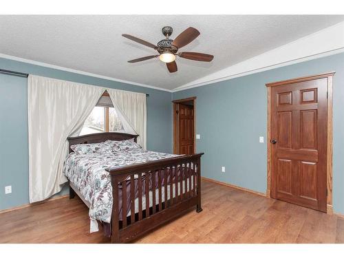 234-28302 Highway 12A, Rural Lacombe County, AB - Indoor Photo Showing Bedroom