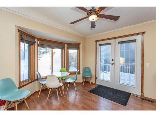 234-28302 Highway 12A, Rural Lacombe County, AB - Indoor Photo Showing Dining Room