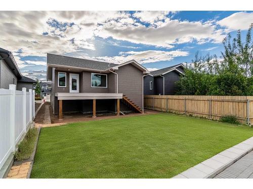 629 Vista Drive Se, Medicine Hat, AB - Outdoor With Deck Patio Veranda