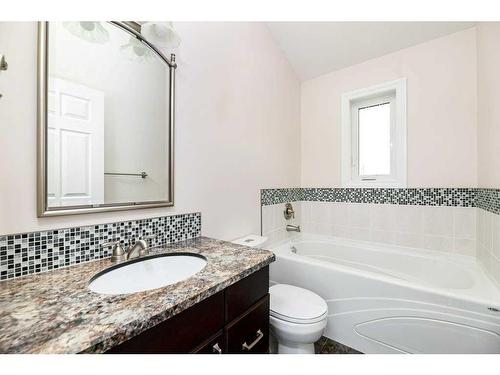 34342 Scollard Road, Rural Stettler No. 6, County Of, AB - Indoor Photo Showing Bathroom