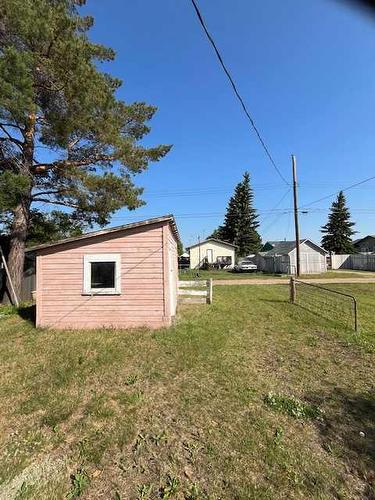 5028 51 Street, Hardisty, AB - Outdoor