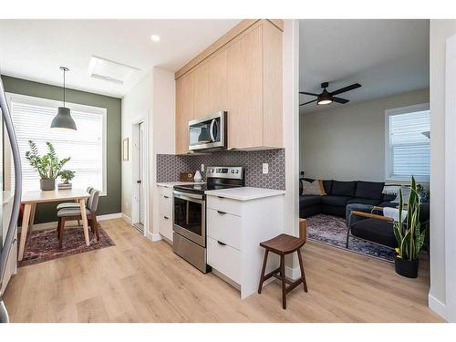 167 Ellington Crescent, Red Deer, AB - Indoor Photo Showing Kitchen