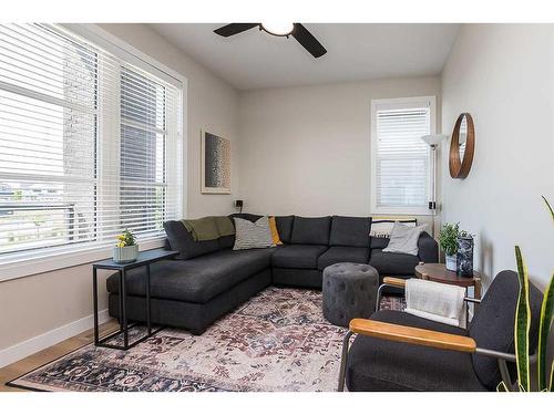 167 Ellington Crescent, Red Deer, AB - Indoor Photo Showing Living Room