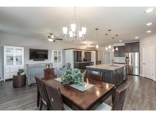 2 Traynor Close, Red Deer, AB - Indoor Photo Showing Dining Room