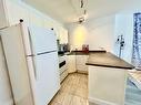 110-11025 Jasper Avenue, Edmonton, AB  - Indoor Photo Showing Kitchen 