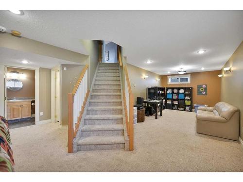 9 Ashmore Close, Red Deer, AB - Indoor