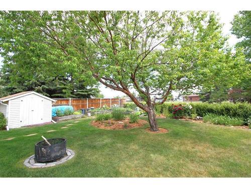 26 Eversole Crescent, Red Deer, AB 