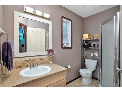 105 Dempsey Street, Red Deer, AB - Indoor Photo Showing Bathroom