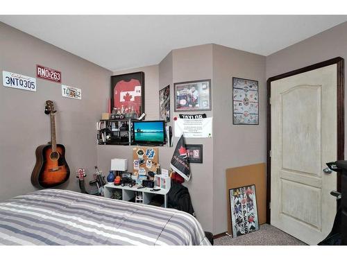 105 Dempsey Street, Red Deer, AB - Indoor Photo Showing Bedroom