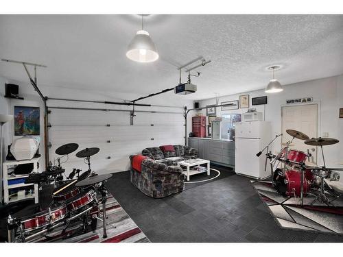 105 Dempsey Street, Red Deer, AB - Indoor Photo Showing Garage