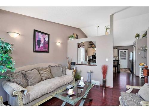 105 Dempsey Street, Red Deer, AB - Indoor Photo Showing Living Room