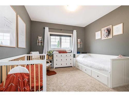 57 Garrison Circle, Red Deer, AB - Indoor Photo Showing Bedroom