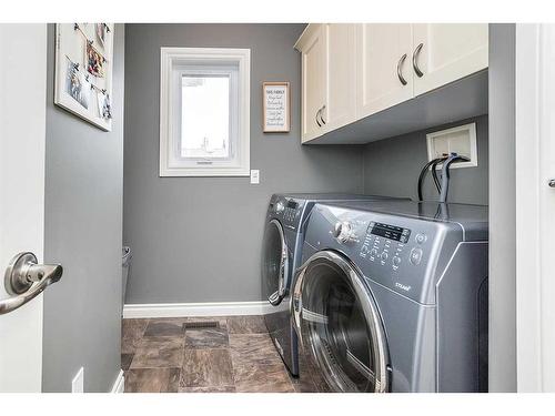 57 Garrison Circle, Red Deer, AB - Indoor Photo Showing Laundry Room