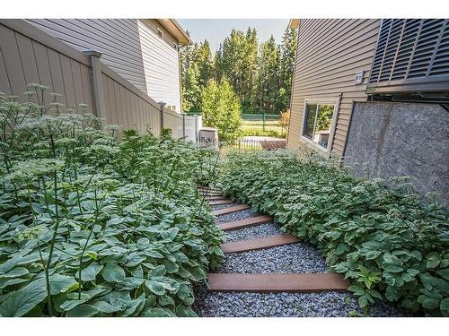 57 Garrison Circle, Red Deer, AB - Outdoor