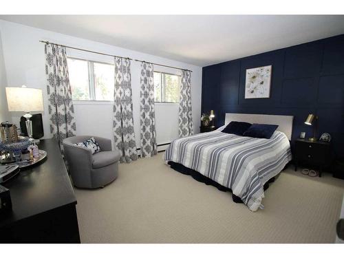 66 College Park Drive, Red Deer, AB - Indoor Photo Showing Bedroom