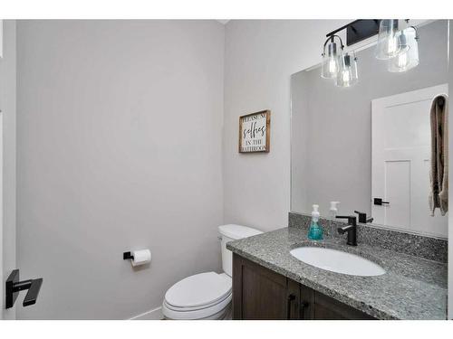 10 Sweetgrass Place, Sylvan Lake, AB - Indoor Photo Showing Bathroom