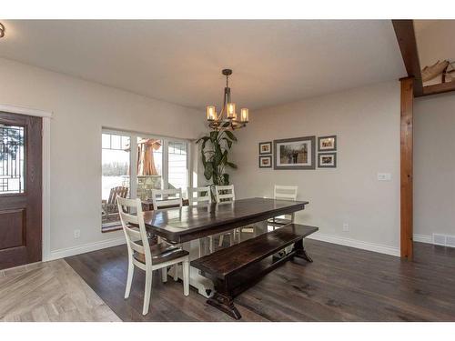 37247 Range Road 264, Rural Red Deer County, AB - Indoor Photo Showing Dining Room