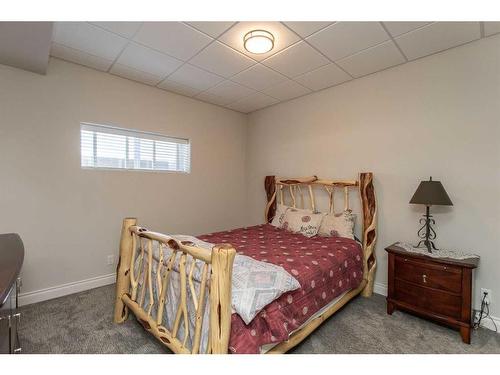 37247 Range Road 264, Rural Red Deer County, AB - Indoor Photo Showing Bedroom