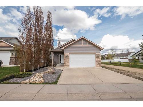 28 Vincent Close, Red Deer, AB - Outdoor With Facade