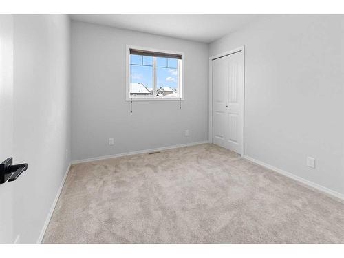 28 Vincent Close, Red Deer, AB - Indoor Photo Showing Other Room