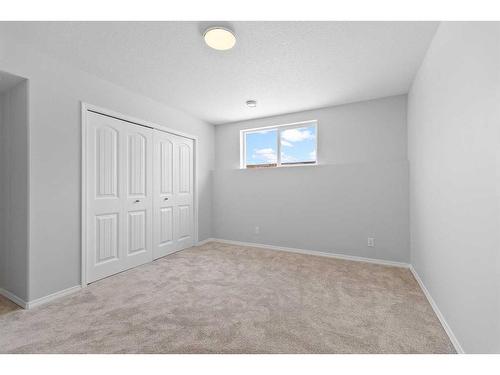 28 Vincent Close, Red Deer, AB - Indoor Photo Showing Other Room