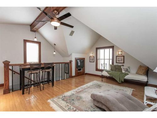 217-27111 Highway 597, Rural Lacombe County, AB - Indoor Photo Showing Living Room