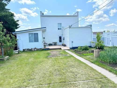 2124 20 Street, Delburne, AB 