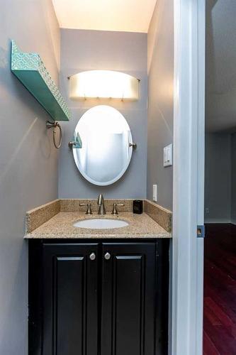 69 Nagel Avenue, Red Deer, AB - Indoor Photo Showing Bathroom