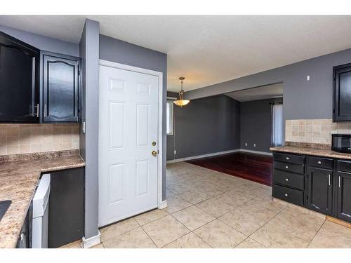 69 Nagel Avenue, Red Deer, AB - Indoor