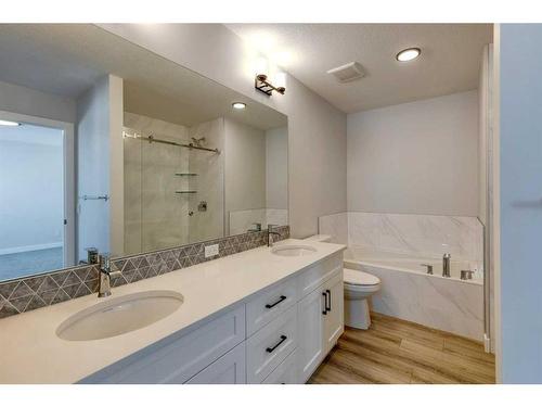 342 Sora Way Se, Calgary, AB - Indoor Photo Showing Bathroom