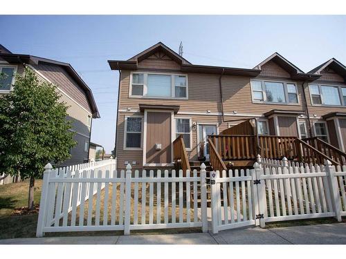 110-150 Vanier Drive, Red Deer, AB - Outdoor