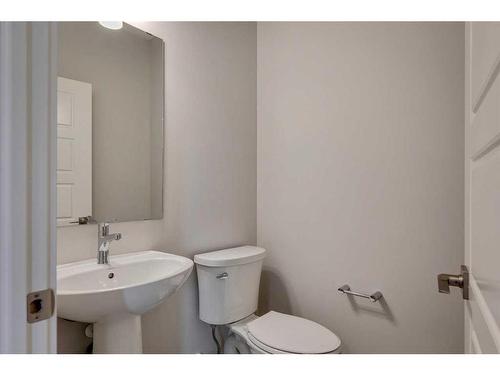 65 Emmett Crescent, Red Deer, AB - Indoor Photo Showing Bathroom