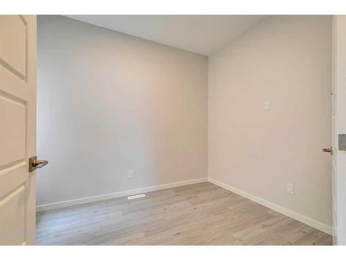 65 Emmett Crescent, Red Deer, AB - Indoor Photo Showing Other Room