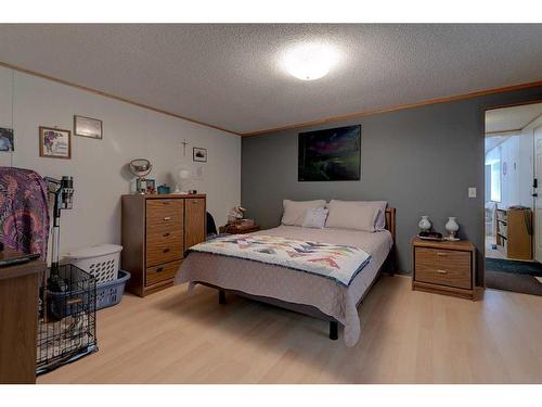 2122 19 Avenue, Delburne, AB - Indoor Photo Showing Bedroom