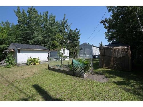 2122 19 Avenue, Delburne, AB - Outdoor